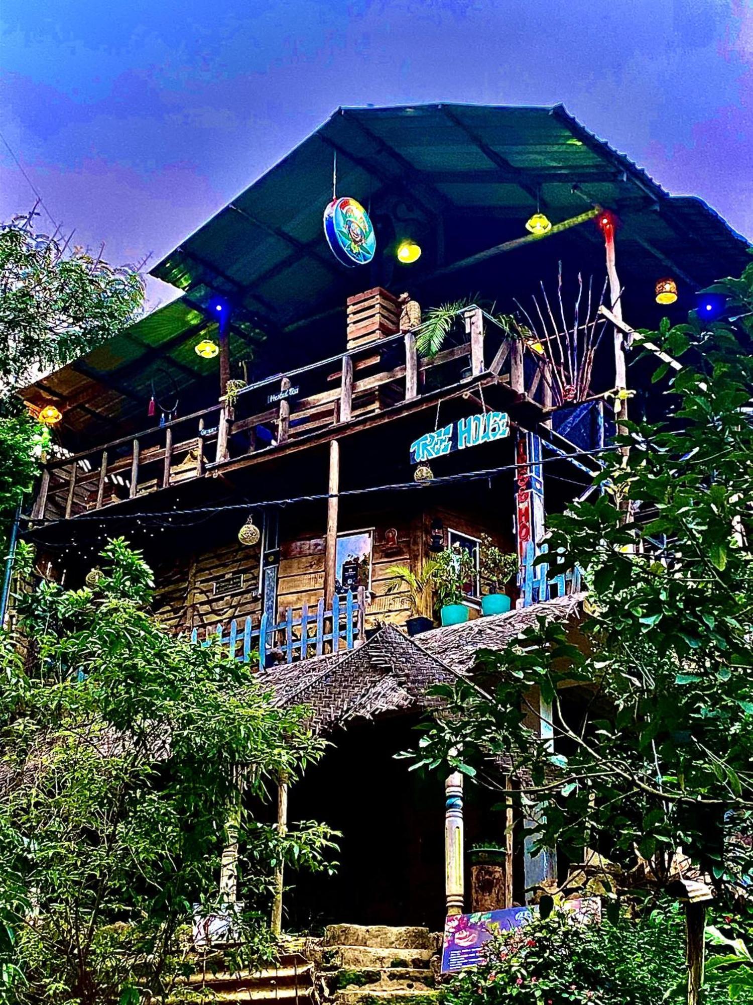 Hostal Tree House Ella Ngoại thất bức ảnh