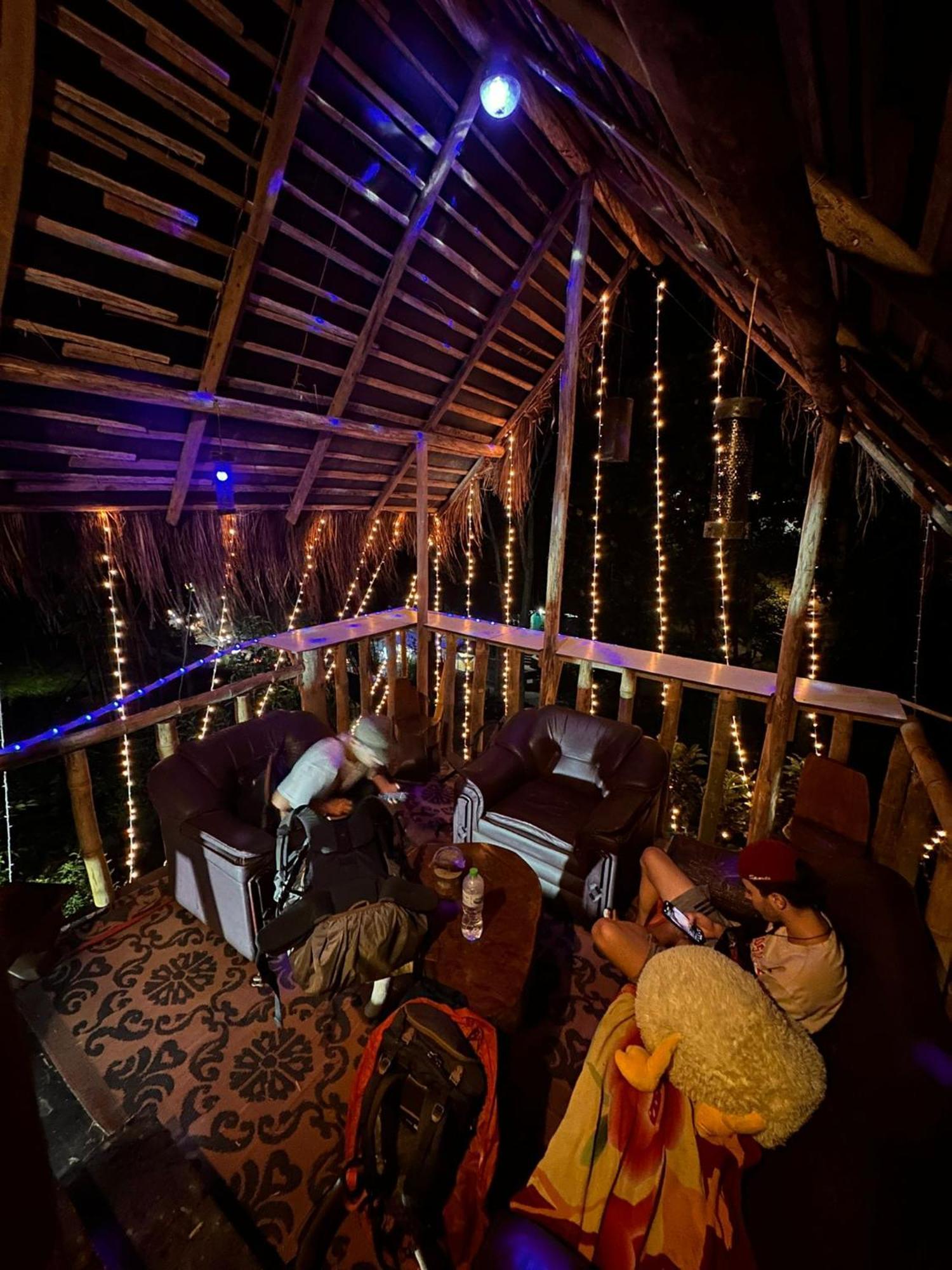 Hostal Tree House Ella Ngoại thất bức ảnh